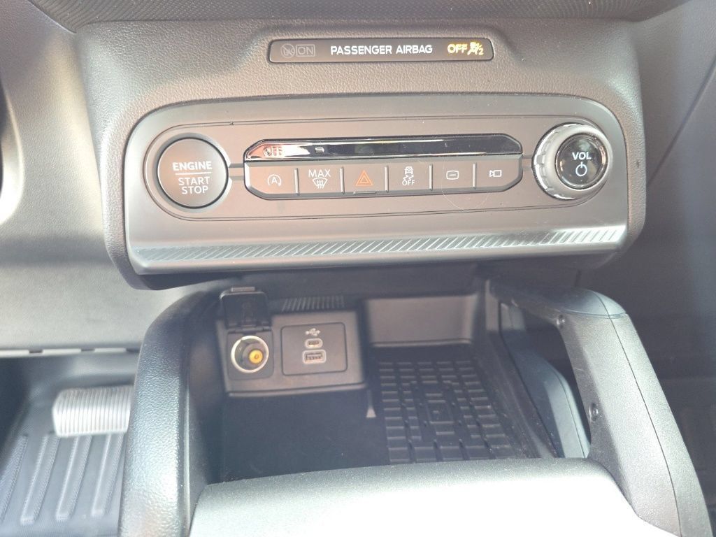 Used 2025 Ford Bronco Sport Big Bend AWD/4WD image 17