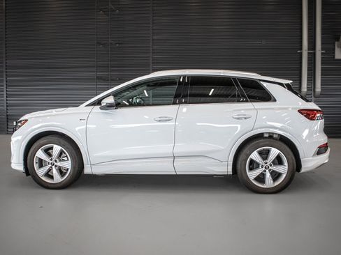 Used 2025 Audi Q4 e-tron Premium Plus w/ Premium Plus AWD/4WD image 13