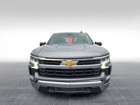 Used 2025 Chevrolet Silverado 1500 LT AWD/4WD image 2