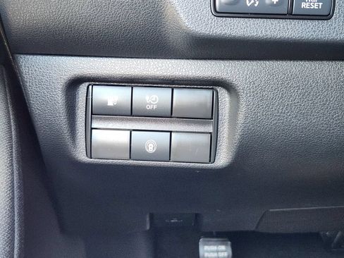 Certified 2025 Nissan Leaf S FWD image 18