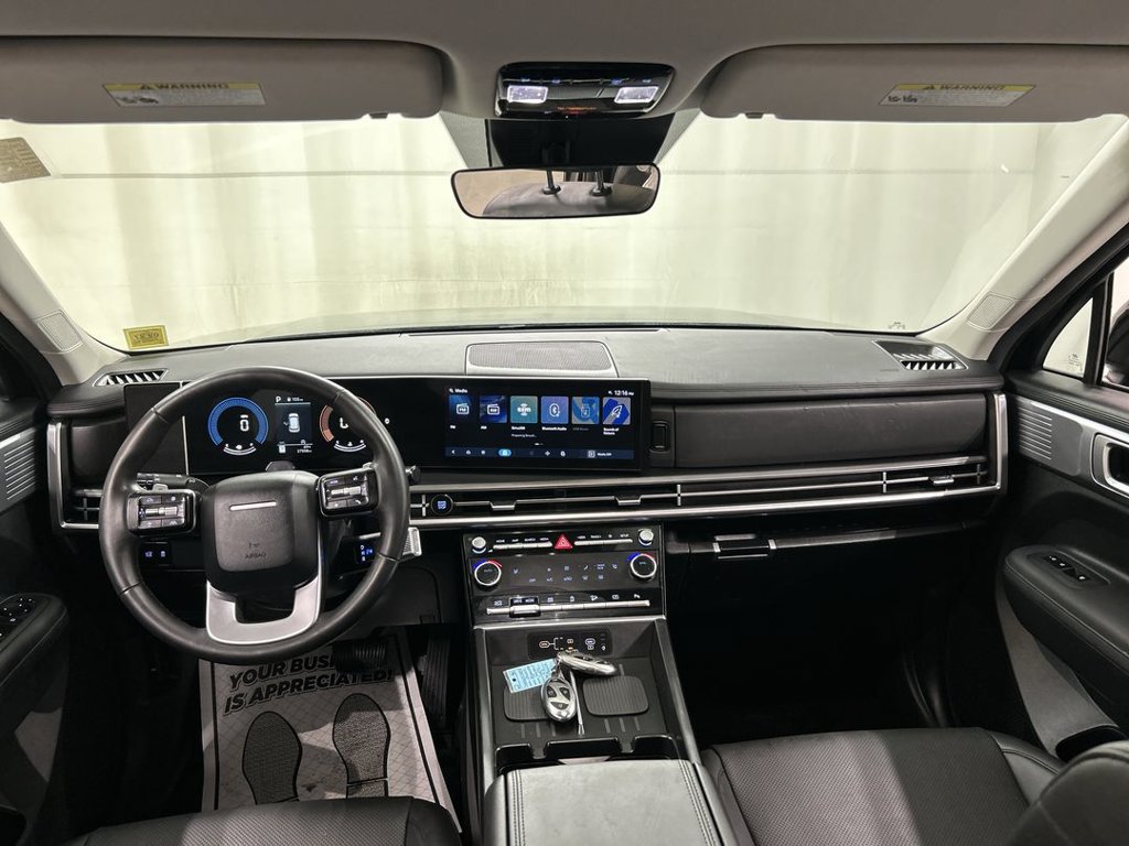 Used 2025 Hyundai Santa Fe SEL AWD/4WD image 18