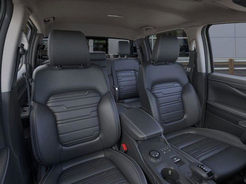 New 2024 Ford Ranger Lariat w/ Trailer Tow Package image 34