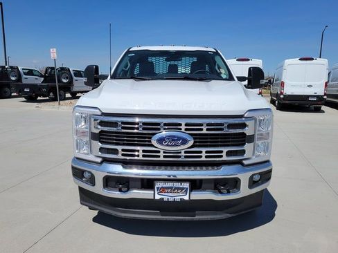 New 2025 Ford F350 XL w/ XL Chrome Package image 5