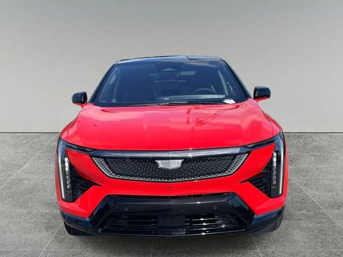 New 2026 Cadillac Optiq Sport 1 image 8