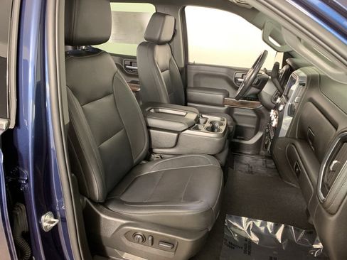 Used 2022 GMC Sierra 1500 SLT w/ Driver Alert Package II AWD/4WD image 39