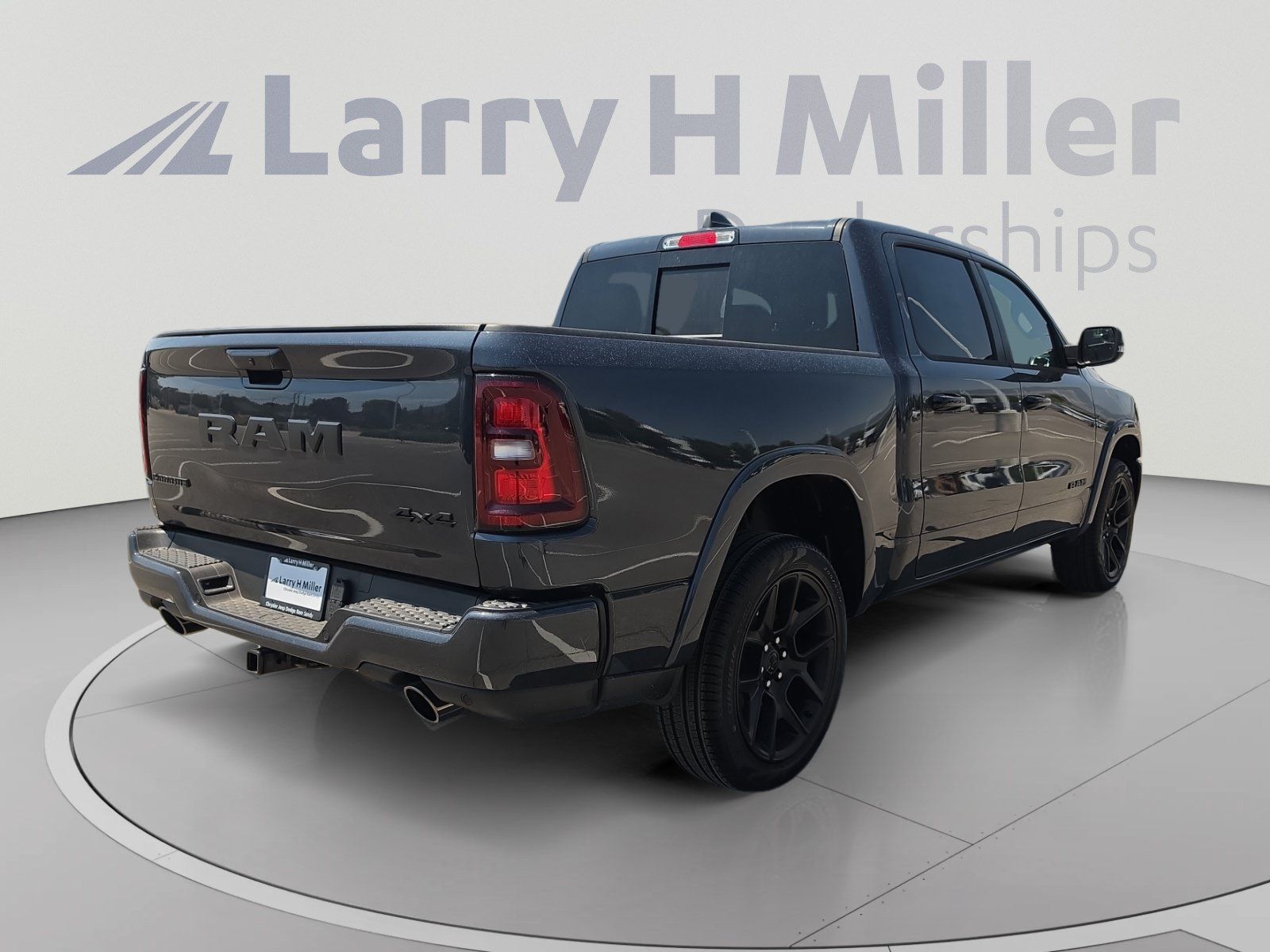 New 2026 RAM 1500 Laramie w/ Night Edition AWD/4WD image 5