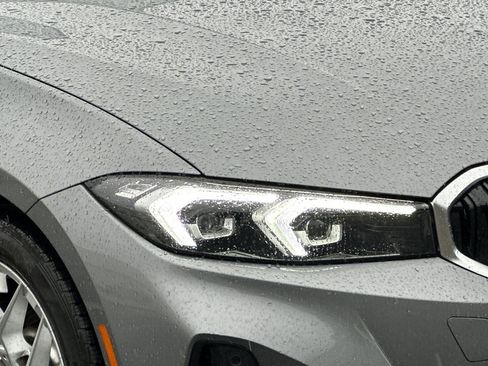 Used 2025 BMW 330i xDrive Sedan w/ Convenience Package image 10