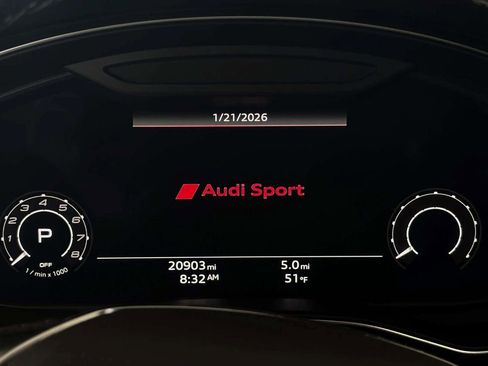 Used 2023 Audi RS 6 Avant w/ Carbon Optic Package image 33