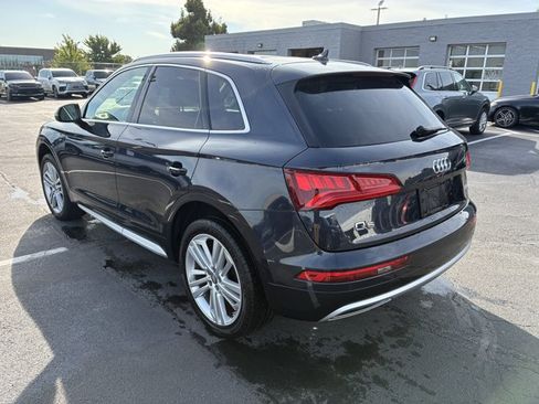 Used 2018 Audi Q5 2.0T Premium Plus w/ Premium Plus Package AWD/4WD image 7