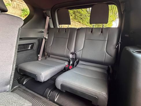 Used 2023 Lexus GX 460 Premium w/ Premium Package AWD/4WD image 38