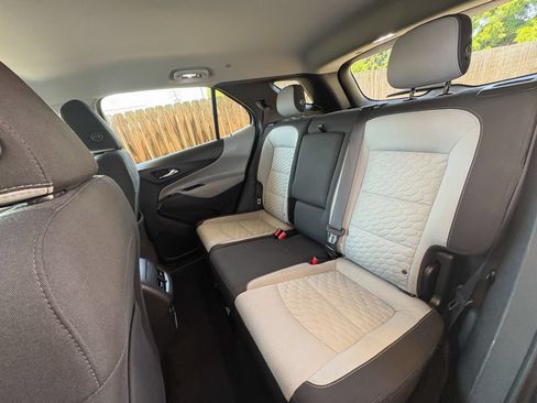 Used 2019 Chevrolet Equinox LT FWD image 23