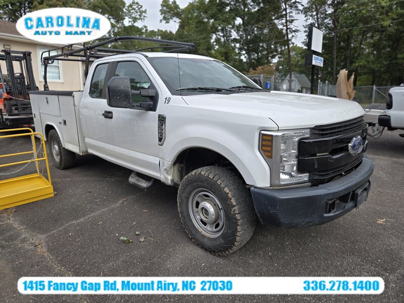 Used 2018 Ford F350 XL AWD/4WD image 2