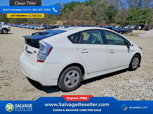 Used 2011 Toyota Prius Four w/ Navigation Pkg FWD image 4