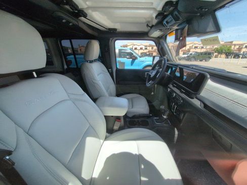 Used 2024 Jeep Wrangler Sahara w/ Technology Group image 4