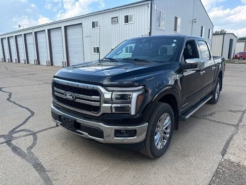 Used 2025 Ford F150 Lariat w/ Equipment Group 501A Mid AWD/4WD image 5