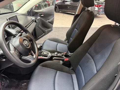 Used 2017 Toyota Yaris iA FWD image 33