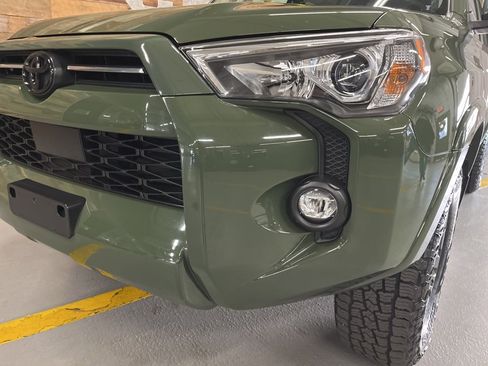 Used 2021 Toyota 4Runner Trail Special Edition image 9