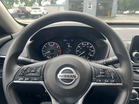 Used 2021 Nissan Altima 2.5 S FWD image 18