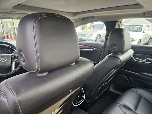 Used 2016 Cadillac XTS Luxury w/ Driver Awareness Package FWD image 22