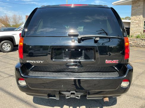 Used 2007 GMC Envoy Denali image 5