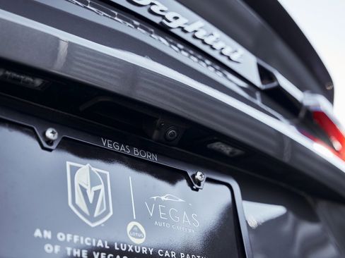 Used 2021 Lamborghini Urus image 12