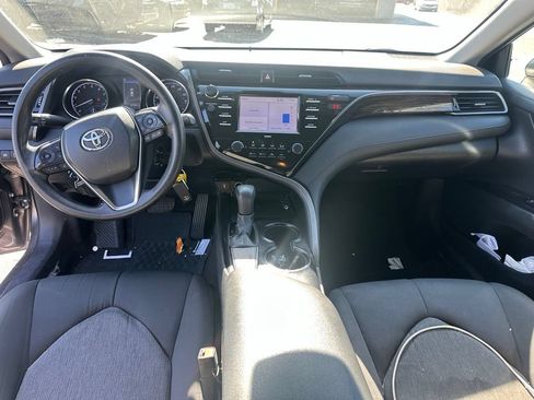Used 2020 Toyota Camry LE w/ Carpet Mat Package FWD image 9