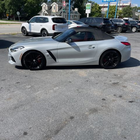 Used 2022 BMW Z4 M40i w/ Premium Package RWD image 10