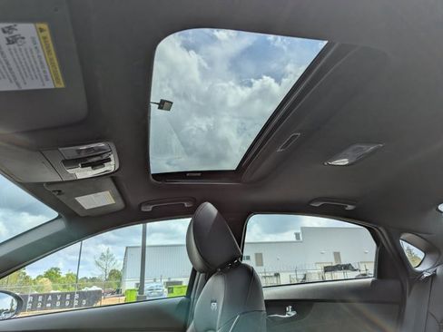 Used 2023 Kia Forte GT-Line w/ GT-Line Premium Package image 22