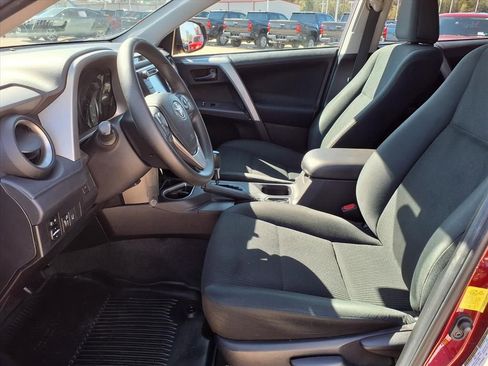 Certified 2018 Toyota RAV4 LE w/ All Weather Liner Package image 17