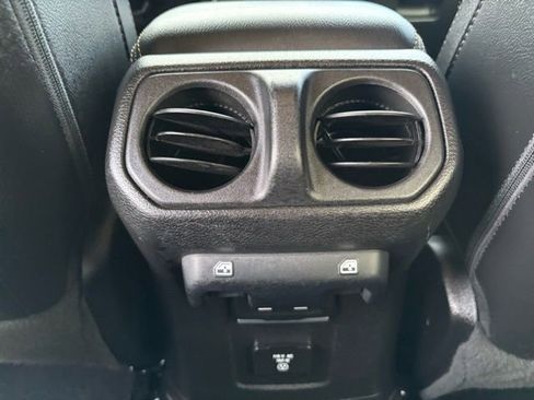 Certified 2021 Jeep Wrangler Unlimited Sahara image 21