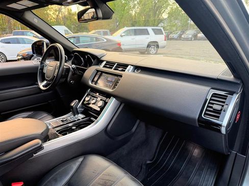 Used 2016 Land Rover Range Rover Sport HSE image 16