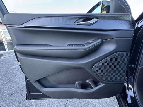 New 2025 Jeep Grand Cherokee L Altitude image 27