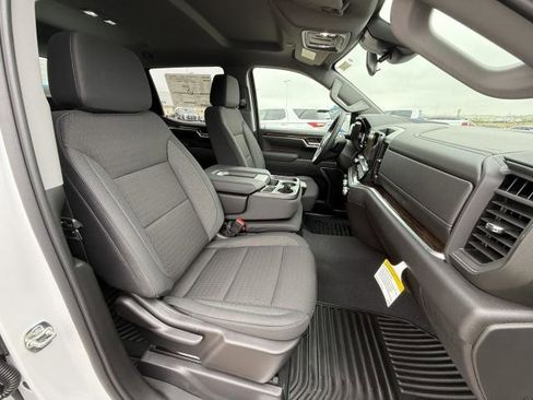 New 2026 GMC Sierra 1500 SLE image 29
