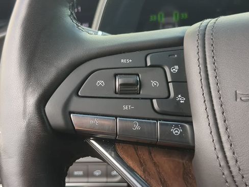 Used 2022 Cadillac Escalade ESV Sport Platinum AWD/4WD image 26