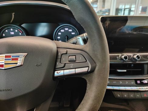 Used 2020 Cadillac CT5 V w/ Platinum Package RWD image 21