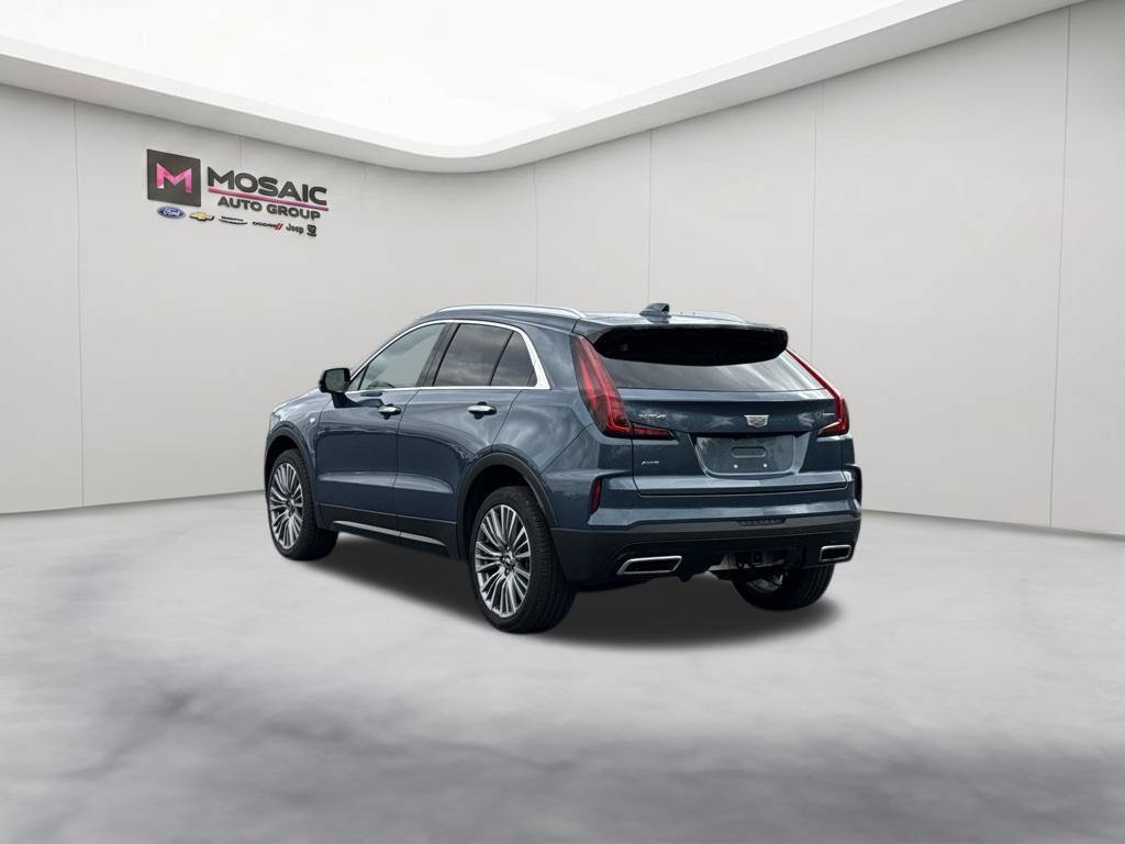 Used 2025 Cadillac XT4 Premium Luxury AWD/4WD image 7