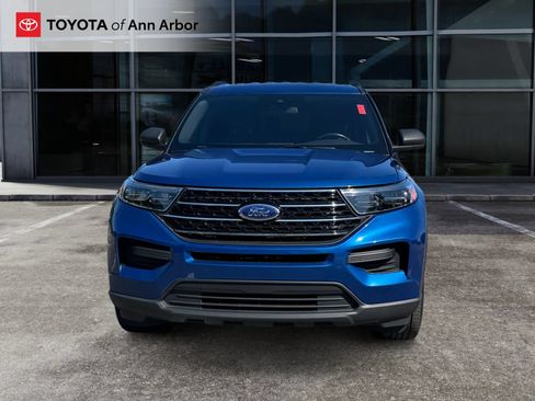 Used 2020 Ford Explorer XLT w/ Comfort Package AWD/4WD image 13