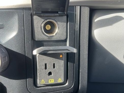 Used 2024 Ford F250 XLT w/ Snow Plow Prep Package image 31