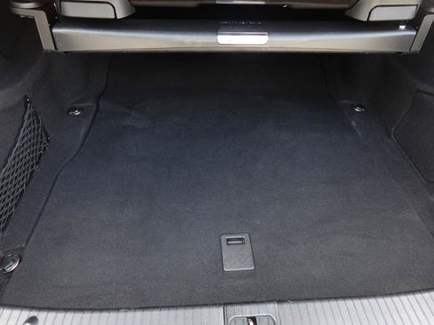 Used 2016 Mercedes-Benz E 350 Sedan image 21