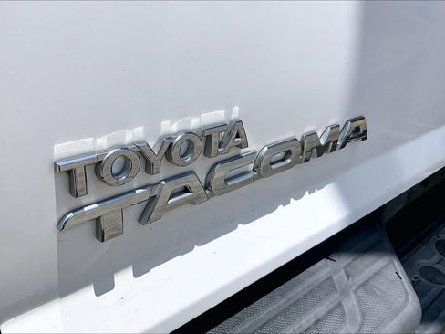 Used 2013 Toyota Tacoma 2WD Regular Cab image 27