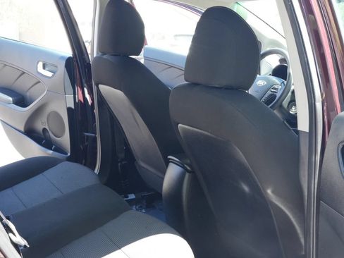 Used 2018 Kia Forte LX FWD image 12