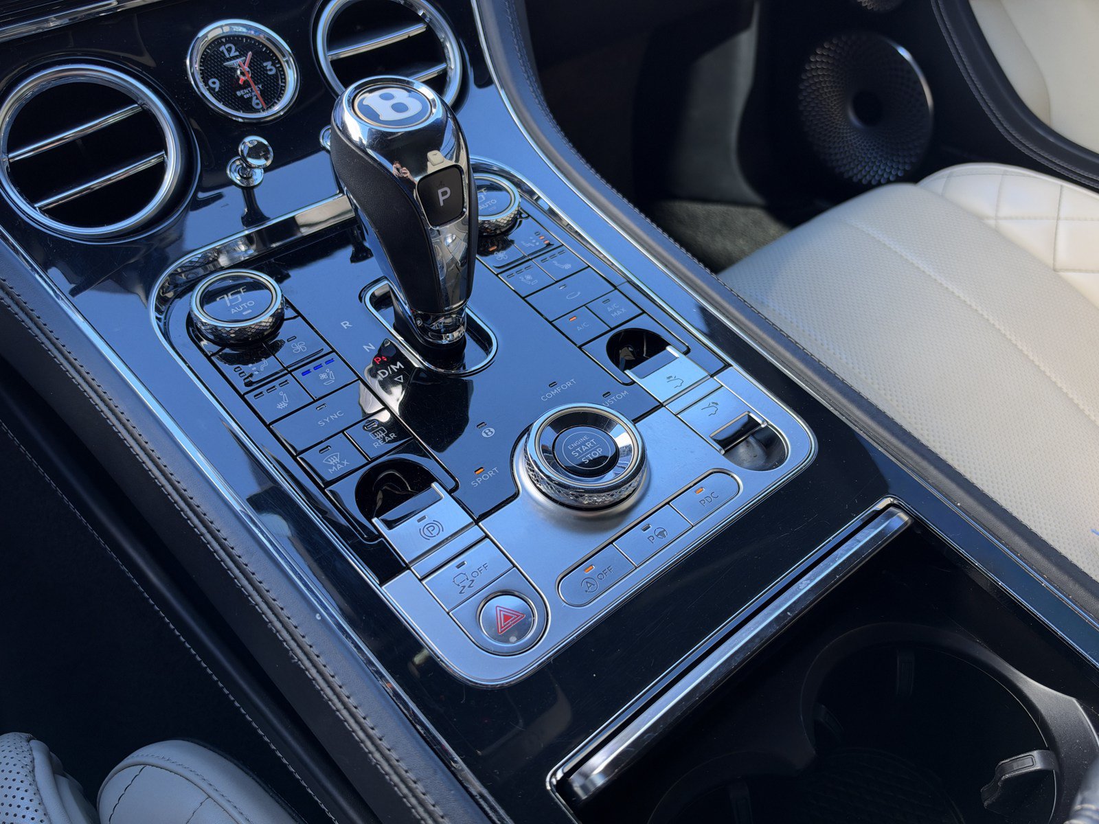 Used 2020 Bentley Continental GT AWD/4WD image 26