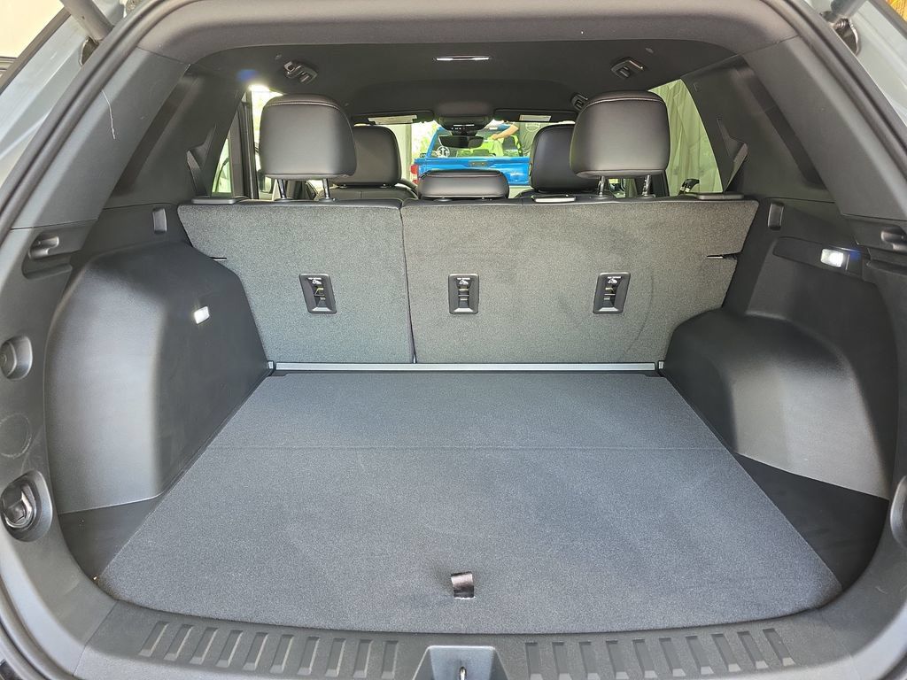 New 2026 GMC Terrain AT4 w/ Convenience Package III AWD/4WD image 12