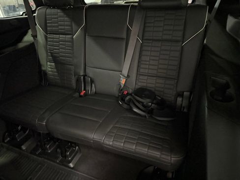 Used 2024 Cadillac Escalade Sport Platinum w/ LPO, ONYX Package image 21