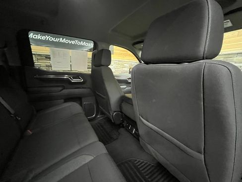 Used 2024 Chevrolet Silverado 1500 LT AWD/4WD image 47