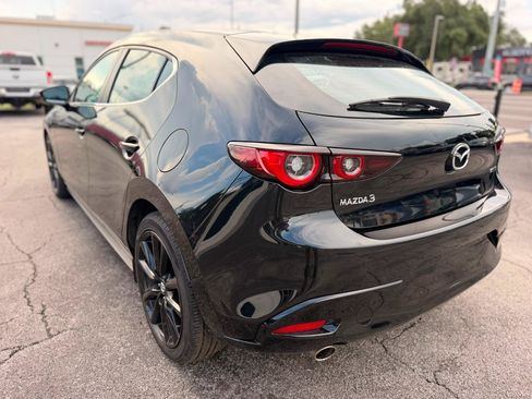 Used 2024 MAZDA MAZDA3 s FWD image 11