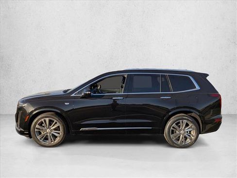 Used 2021 Cadillac XT6 Premium Luxury FWD image 10