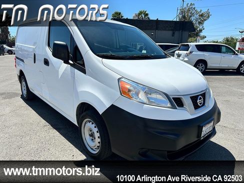 Used 2015 Nissan NV200 S w/ Cruise Control Package FWD image 16