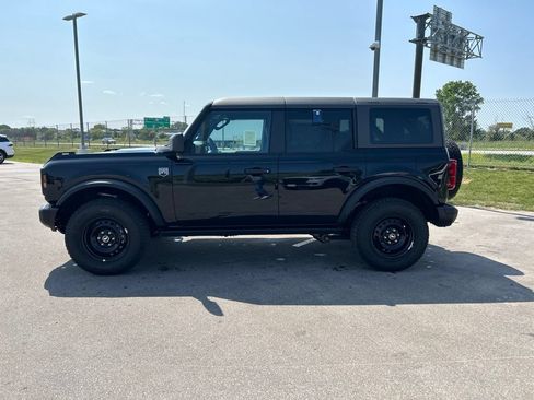 New 2026 Ford Bronco Big Bend w/ Black Diamond Package AWD/4WD image 9