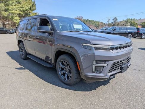 New 2026 Jeep Grand Wagoneer 4WD image 3